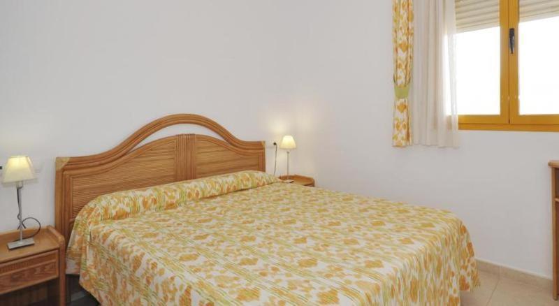 Apartamentos Ambar Beach Unitursa Calpe Pokoj fotografie